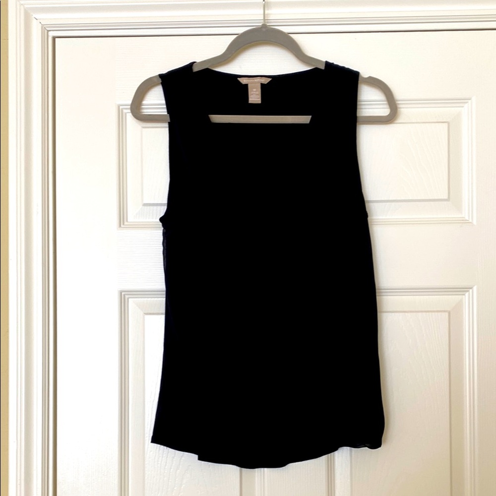 Banana Republic Black Sleeveless Top. Size M